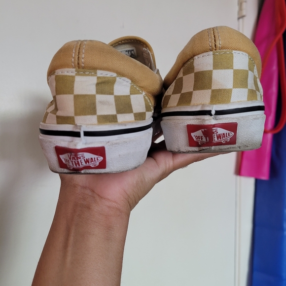 Vans sz 7 - Picture 3 of 8